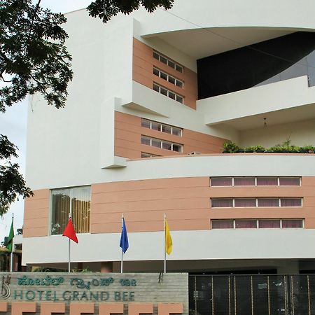 Hotel Grand Bee Bangalore Exterior foto